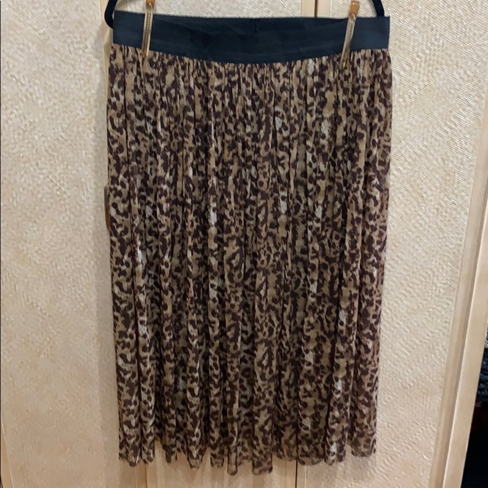 Vince Camuto Leopard Chiffon Skirt